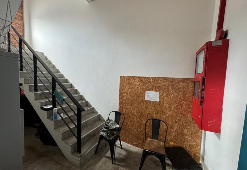 i32 Puchong Industrial Park