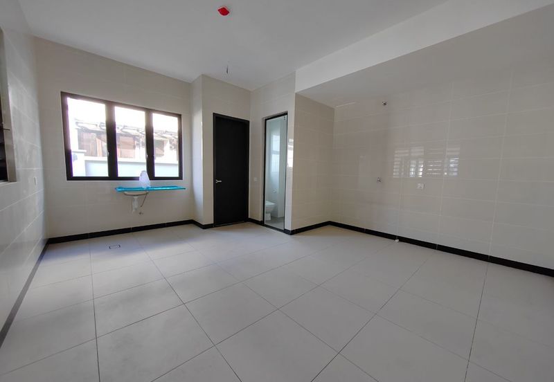 Hevea Elmina Gardens