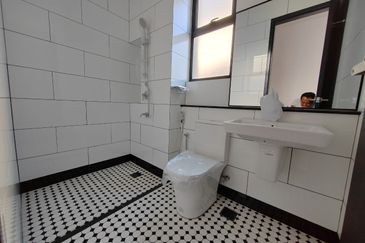 Hevea Elmina Gardens