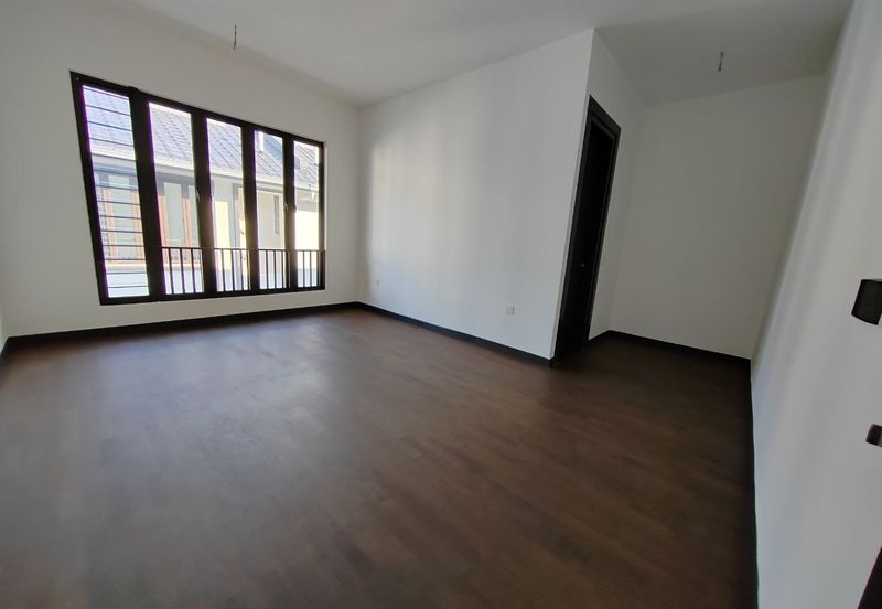 Hevea Elmina Gardens