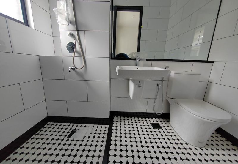 Hevea Elmina Gardens