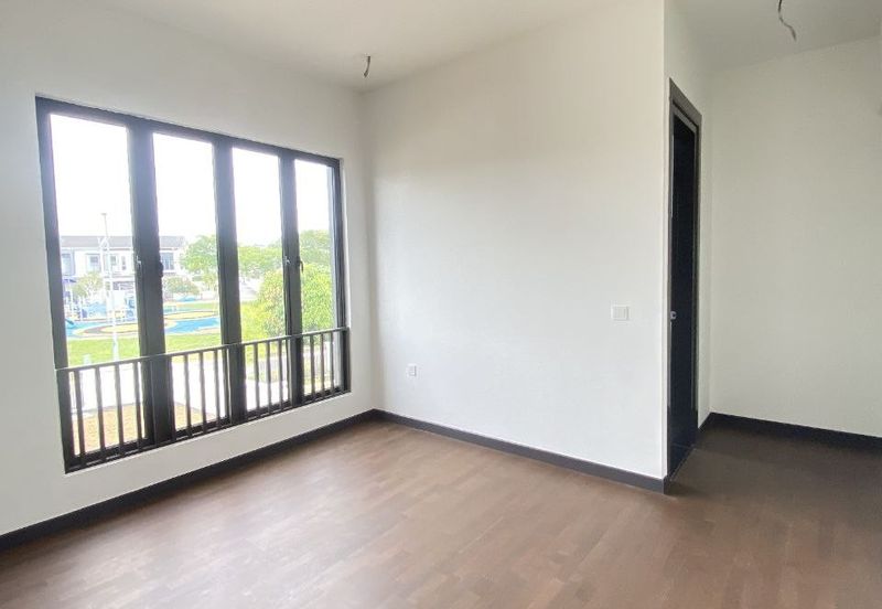 Hevea Elmina Gardens