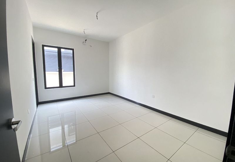 Hevea Elmina Gardens