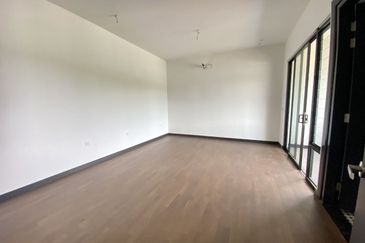 Hevea Elmina Gardens