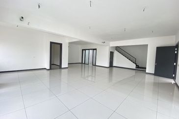 Hevea Elmina Gardens