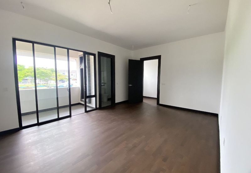 Hevea Elmina Gardens