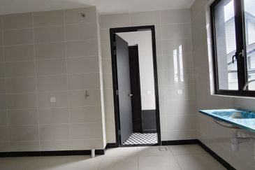 Hevea Elmina Gardens