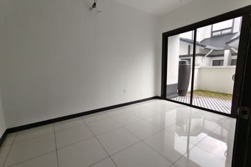 Hevea Elmina Gardens