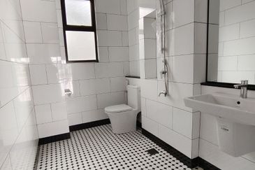 Hevea Elmina Gardens