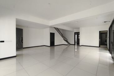 Hevea Elmina Gardens