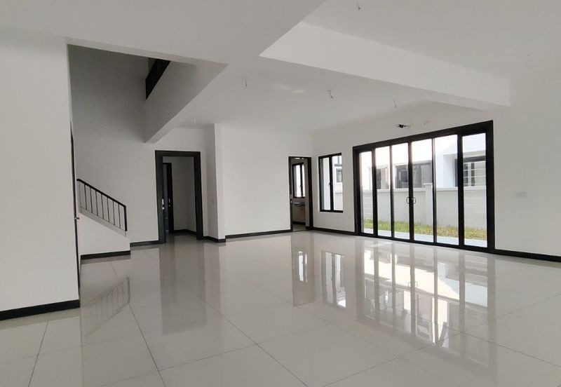 Hevea Elmina Gardens