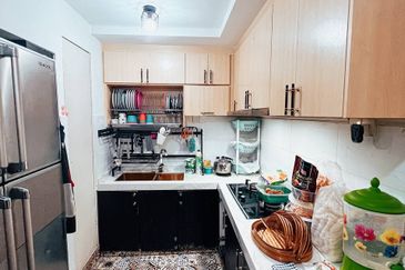 Bayu Tasik Condominium