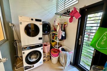 Cahaya SPK, Seksyen U9