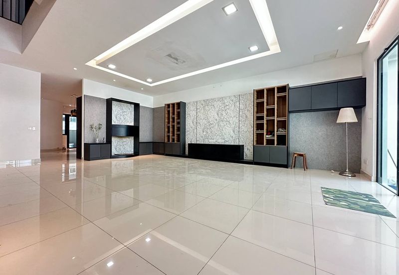 Duta Villa, Setia Alam