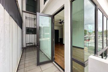 Duta Villa, Setia Alam