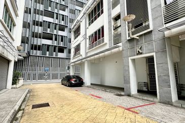 Parklane Commercial Hub