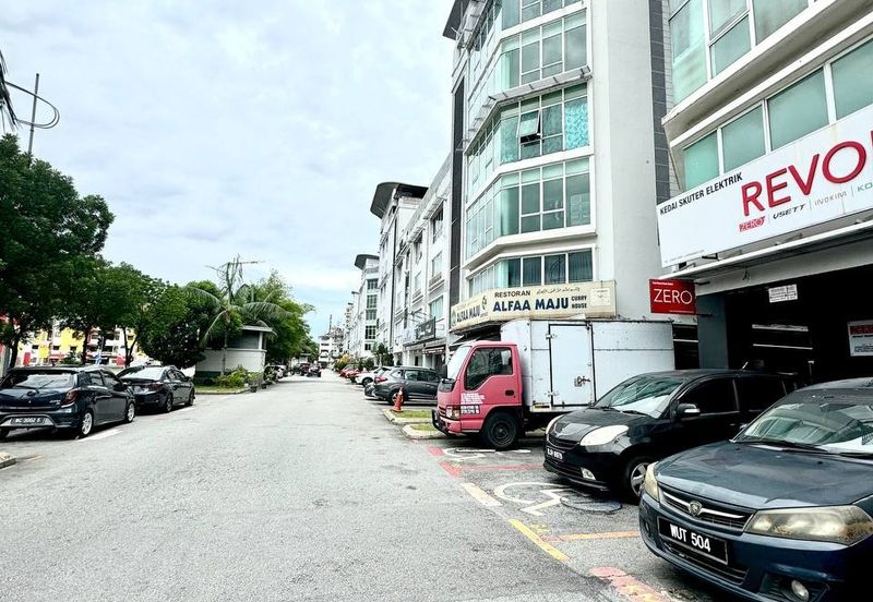 Parklane Commercial Hub