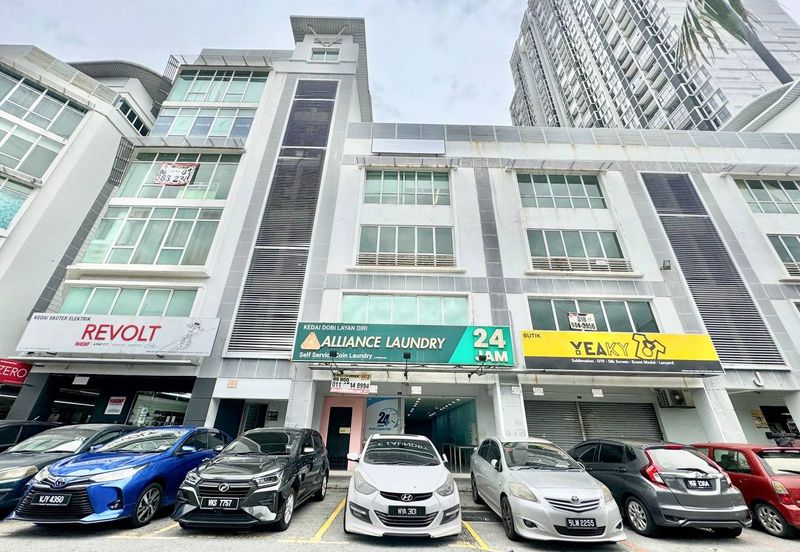 Parklane Commercial Hub