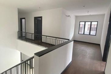 Hevea Elmina Gardens