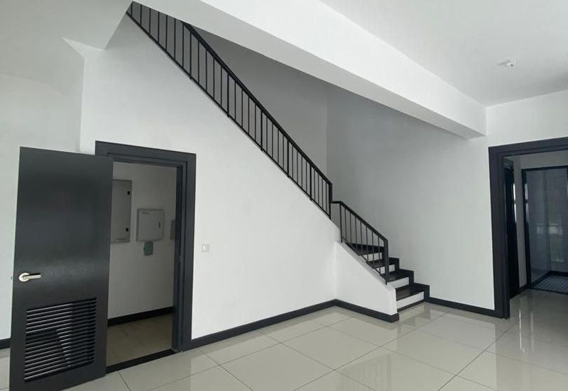 Hevea Elmina Gardens