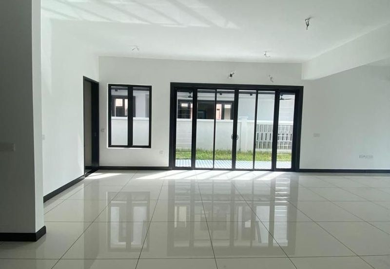 Hevea Elmina Gardens