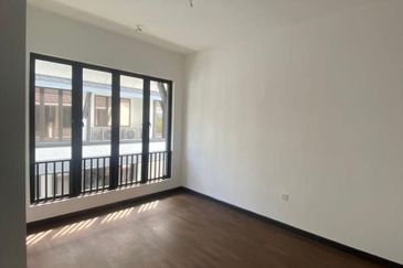 Hevea Elmina Gardens