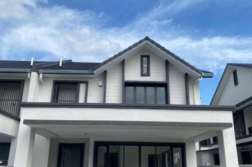 Hevea Elmina Gardens