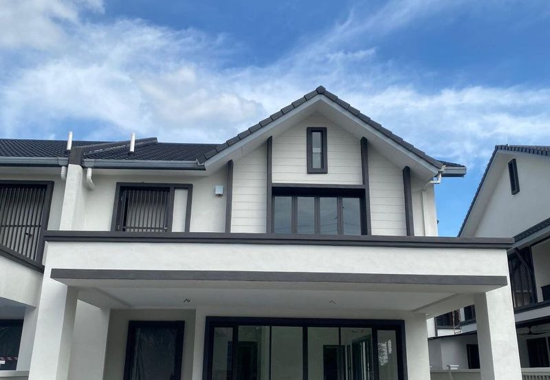 Hevea Elmina Gardens