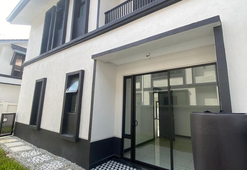 Hevea Elmina Gardens