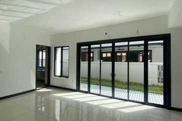 Hevea Elmina Gardens