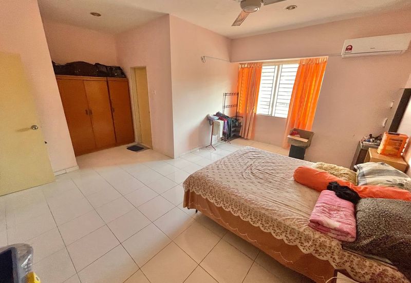 Jalan Setia Perdana U13/25