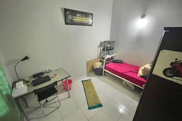 Jalan Setia Perdana U13/25