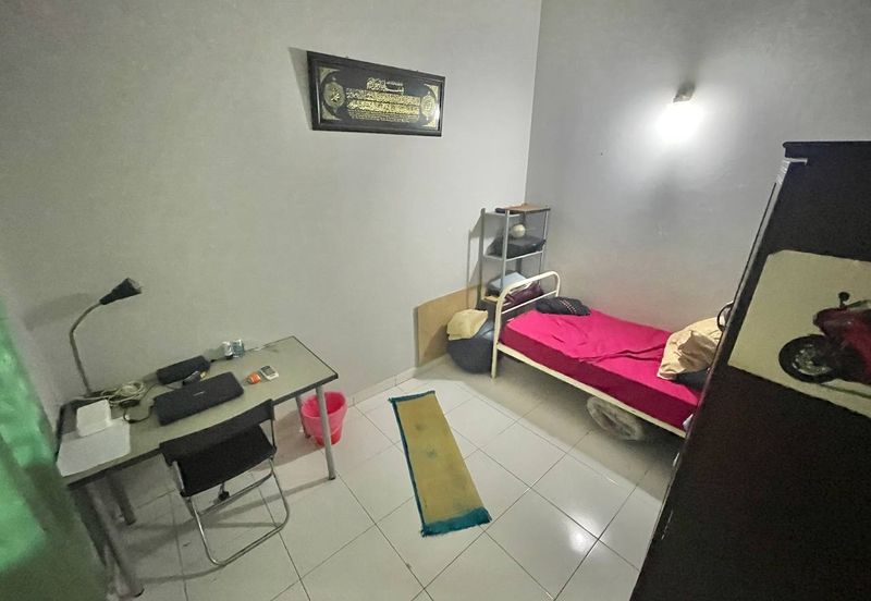 Jalan Setia Perdana U13/25