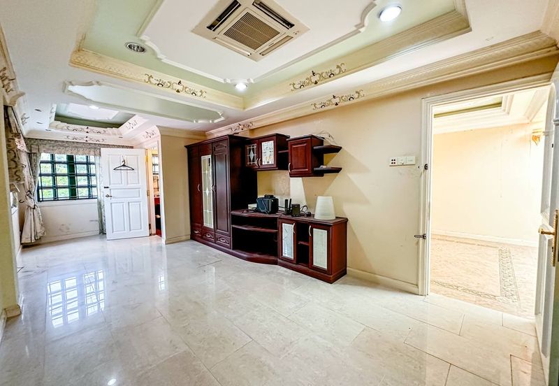 Taman Lembah Keramat AU5