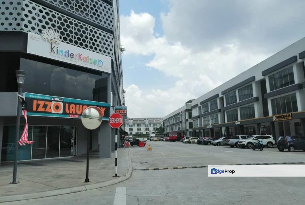 [END LOT] Shop Office Double Storey Retail Savannah Commercial Southville City Bangi, Selangor, Bangi