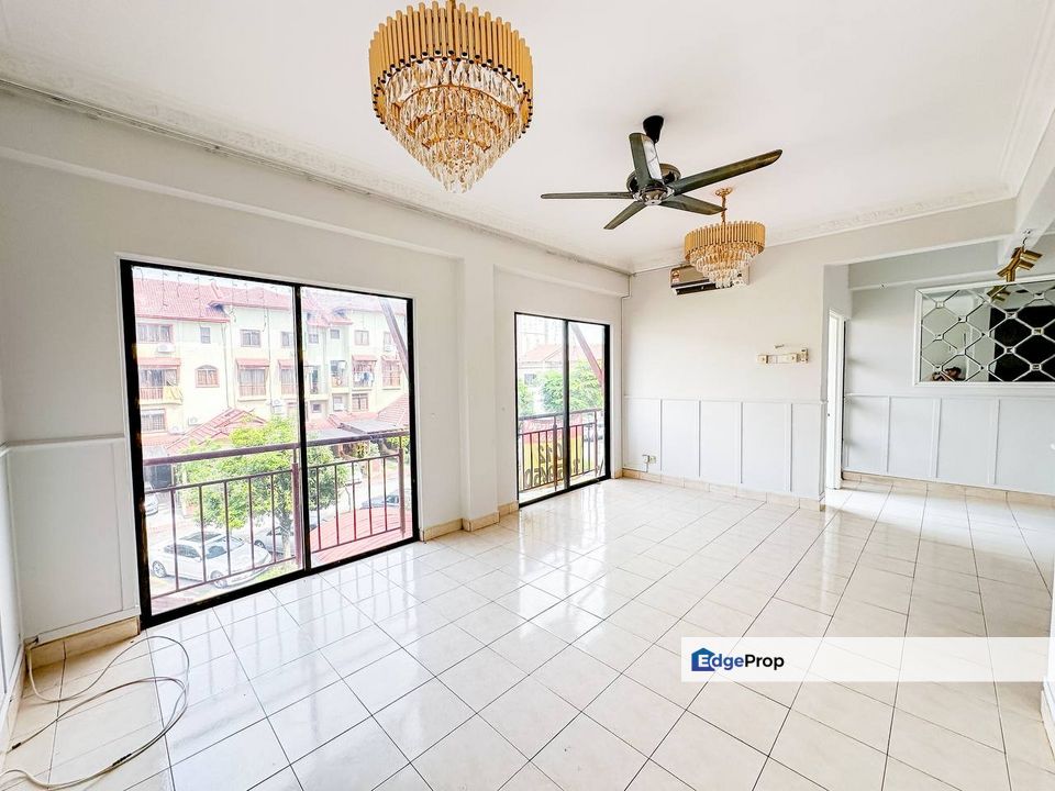 [UPPER UNIT] Villa Laman Tasik Townhouse Bandar Sri Permaisuri Cheras KL, Kuala Lumpur, Cheras