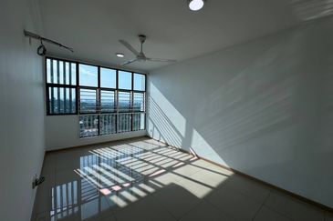 Vista Alam Serviced Apartment