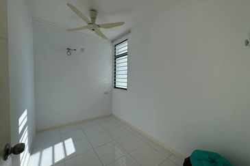 Vista Alam Serviced Apartment