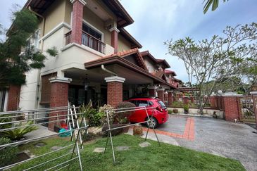 Tropicana Golf & Country Resort