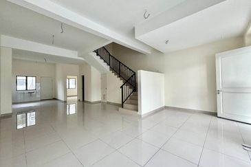 Monet Springtime @ Sunsuria City