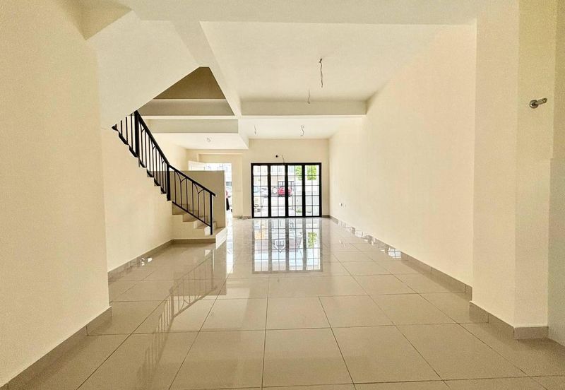 Monet Springtime @ Sunsuria City