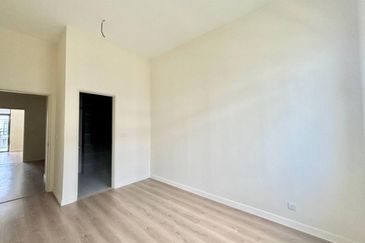 Monet Springtime @ Sunsuria City