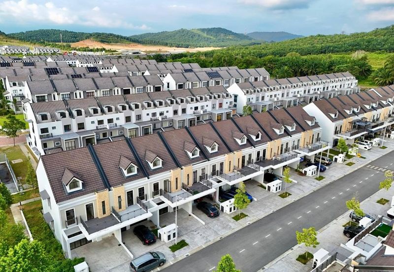 Monet Springtime @ Sunsuria City