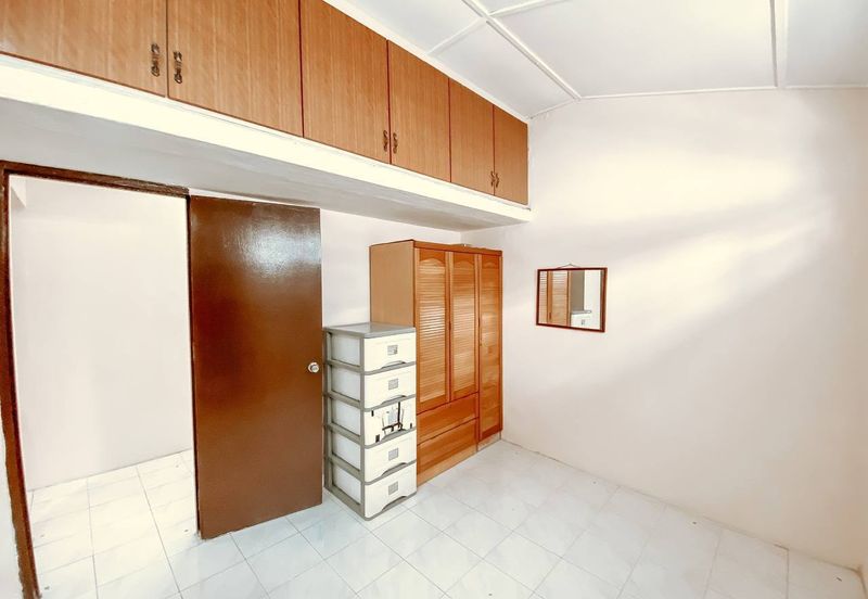 Jalan Taman Bukit Desa