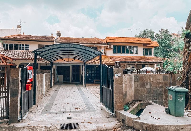 Jalan Taman Bukit Desa