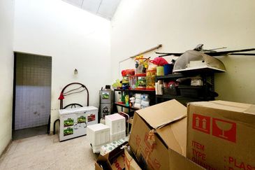 Seksyen 4, Shah Alam