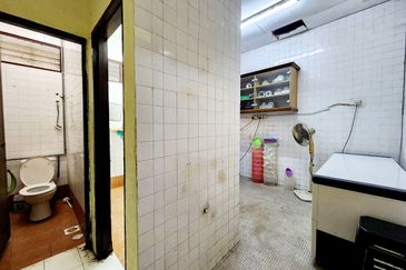 Seksyen 4, Shah Alam