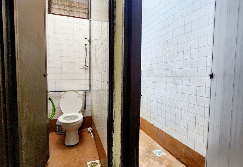 Seksyen 4, Shah Alam