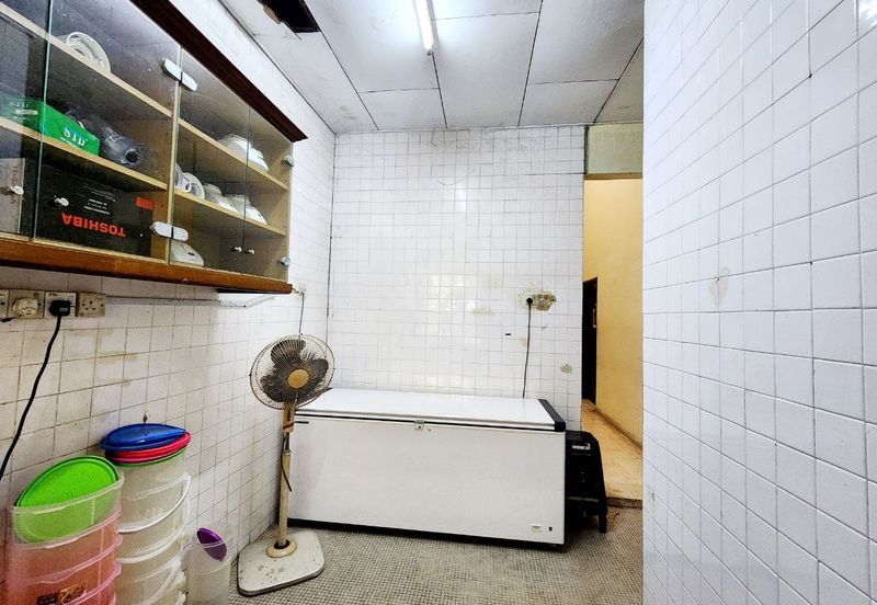 Seksyen 4, Shah Alam