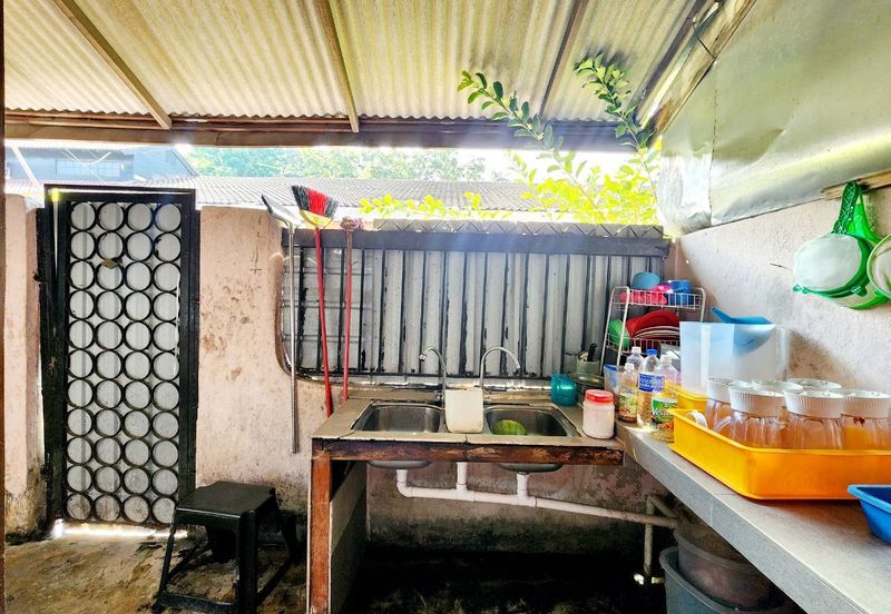 Seksyen 4, Shah Alam